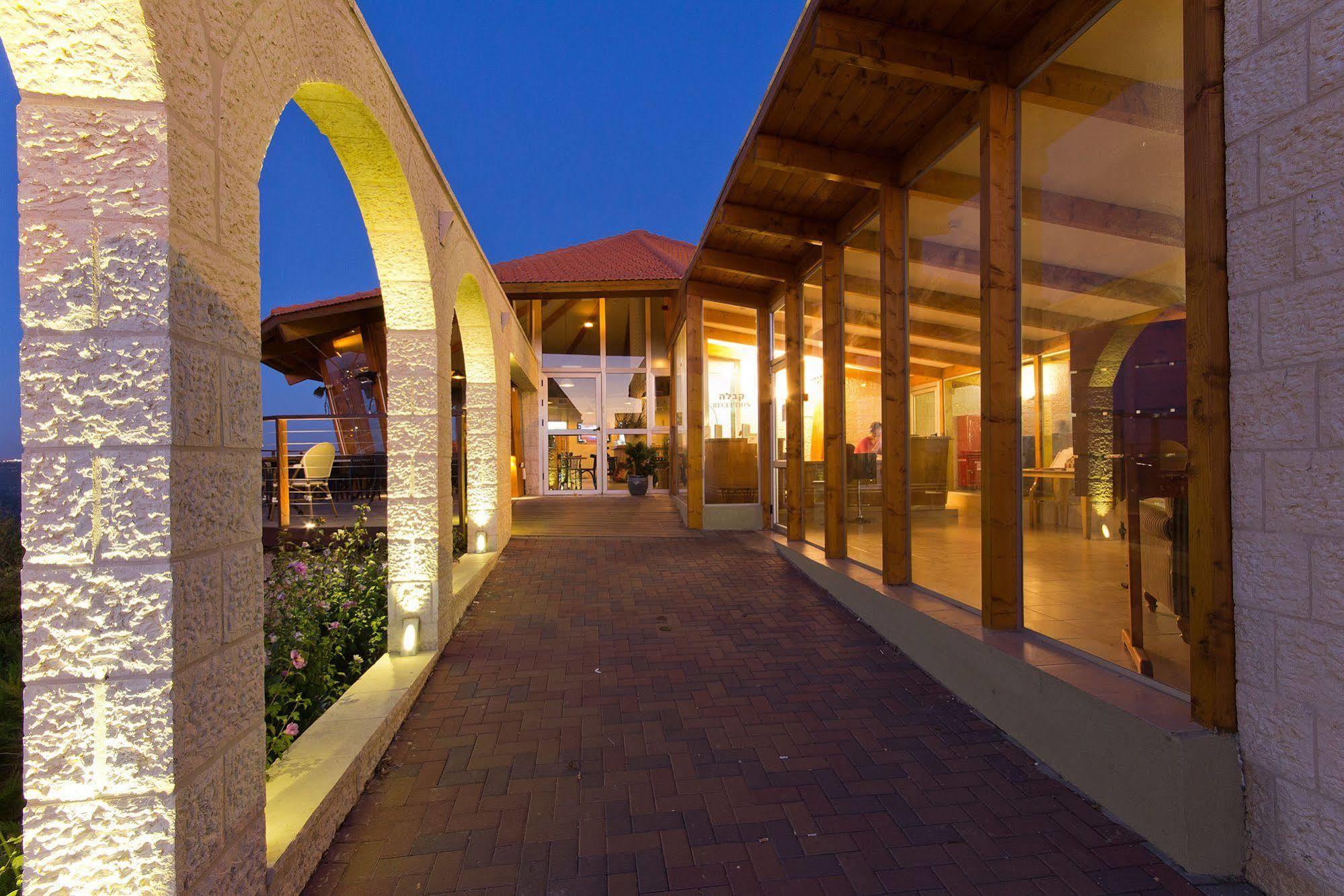 Shoresh Green Hills Family Suites Hotel Dış mekan fotoğraf