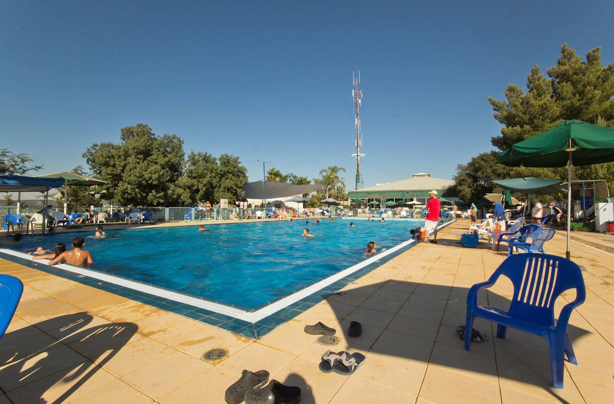Shoresh Green Hills Family Suites Hotel Dış mekan fotoğraf